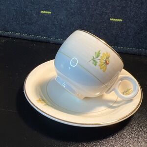 VTG DemiTasse/Espresso Cup-Saucer Set HOMER LAUGHLIN Eggshell USA‎ D48N5 Yellow